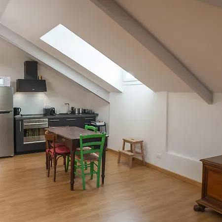 Porta Palazzo Attic * Turijn